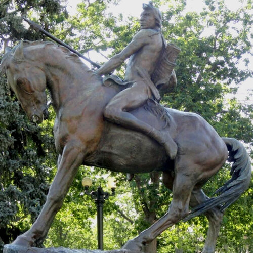 on-the-war-trail-statue Statue of American Indian riding a horse
